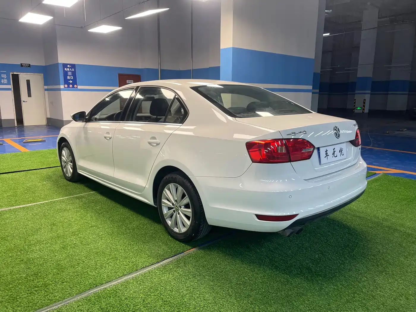 Volkswagen Sagitar 2014 1.4TSI Automatic Luxury фото 33
