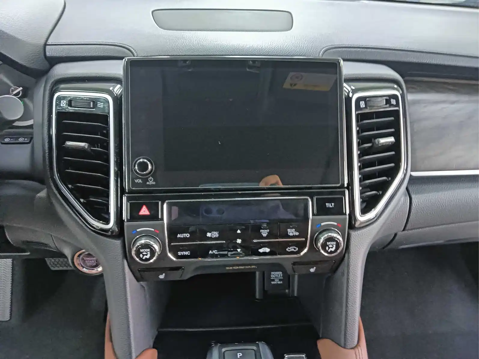 Фото 5 - Honda UR-V