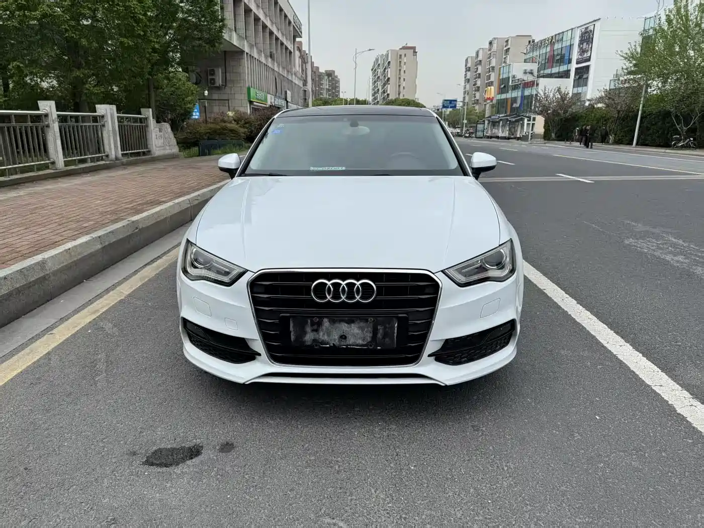Audi A3 (Import) 2014 Limousine 40 TFSI S line Comfort фото 2