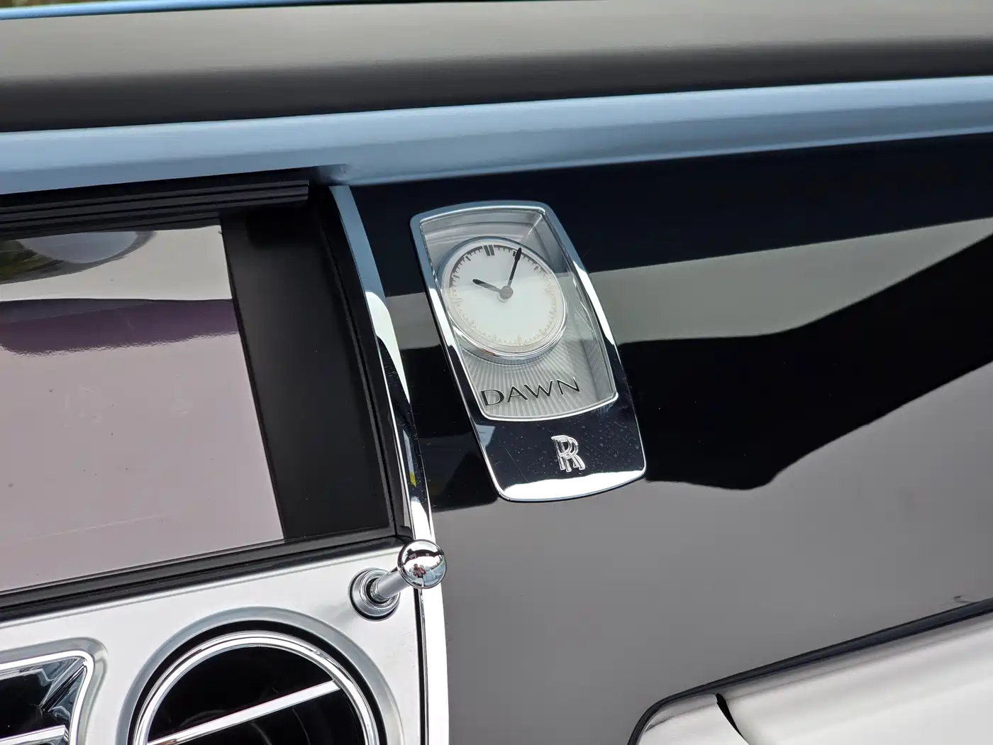 ROLLS-ROYCE YAO YING