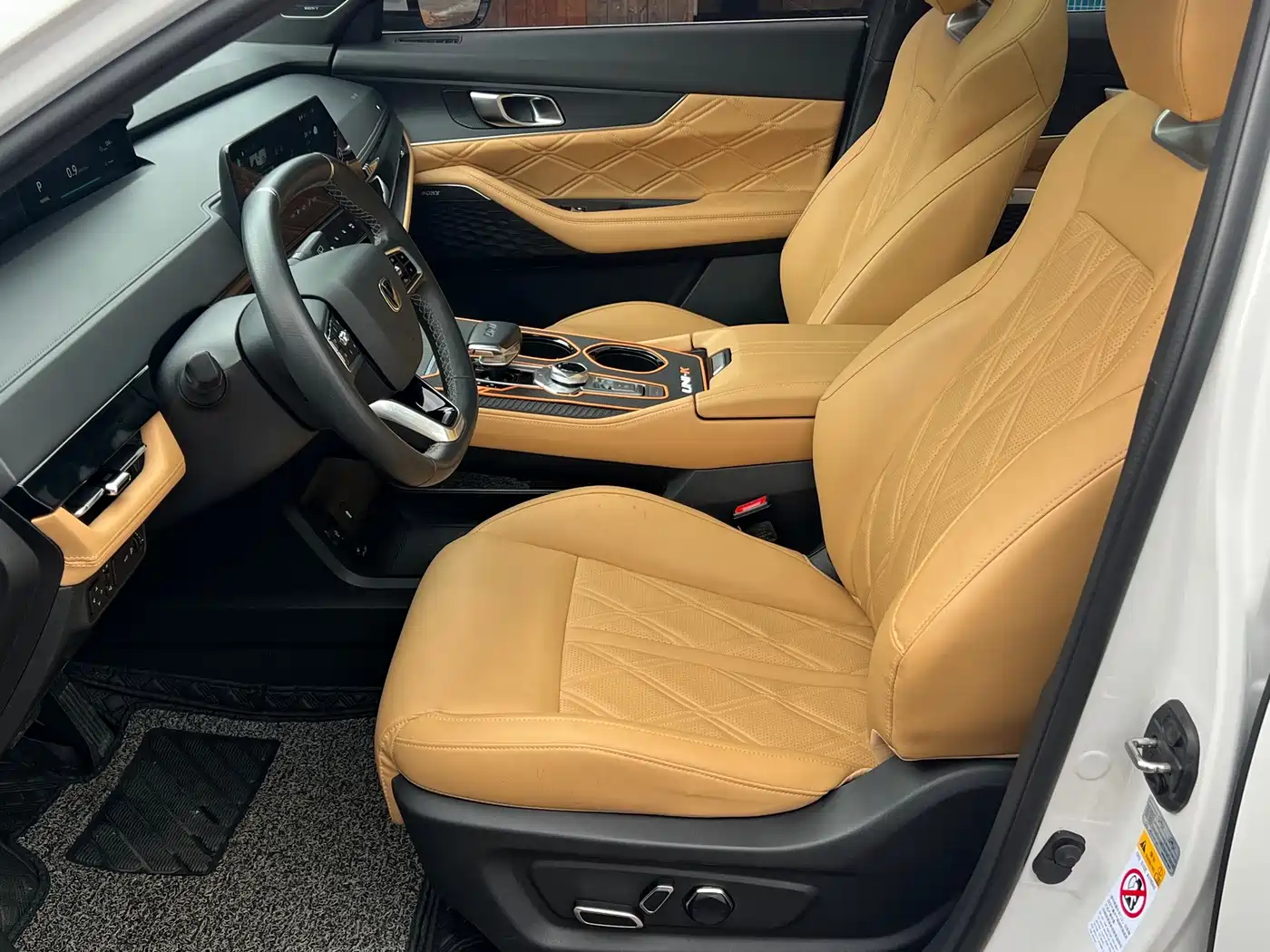 Changan UNI-K 2024 2024 2.0T FWD Global Edition
