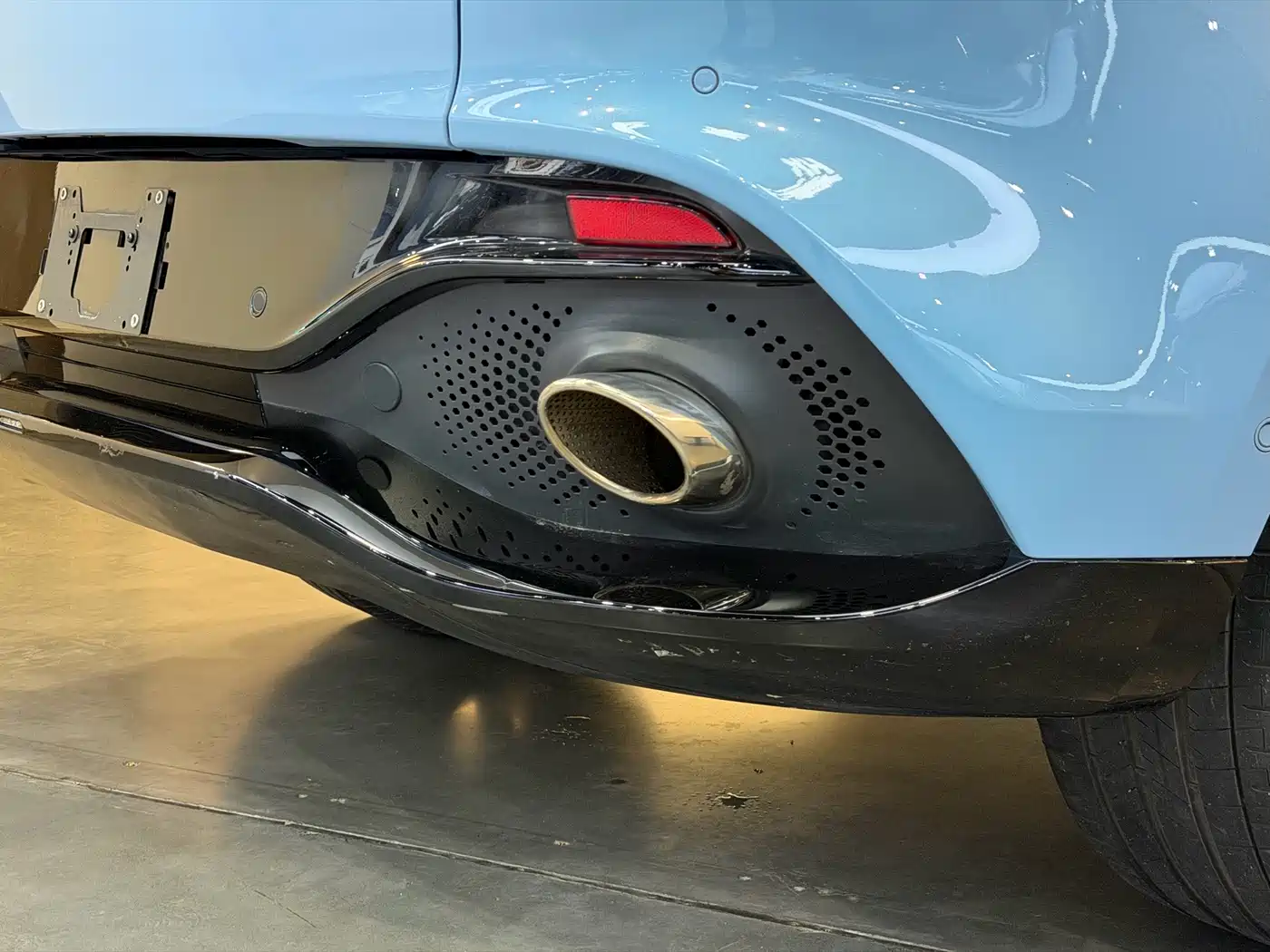 Aston Martin DBX 2022 2022 3.0T STRAIGHT-SIX