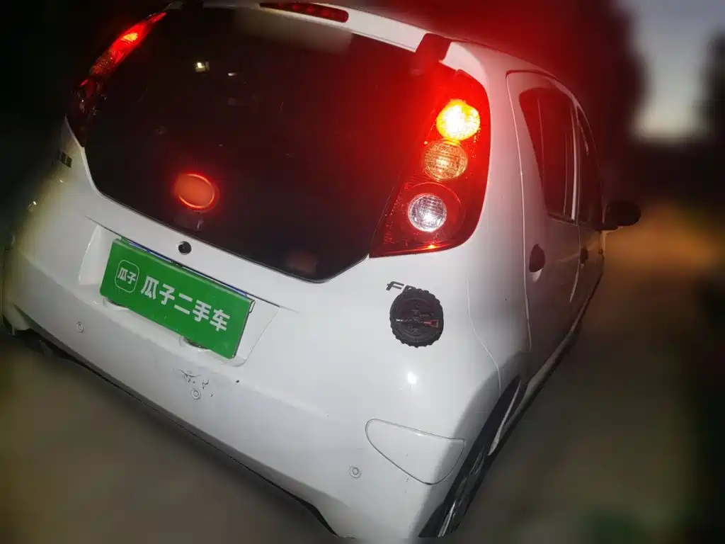 BYD F0 2017 2015 1.0L AMT Xuan Cool Edition