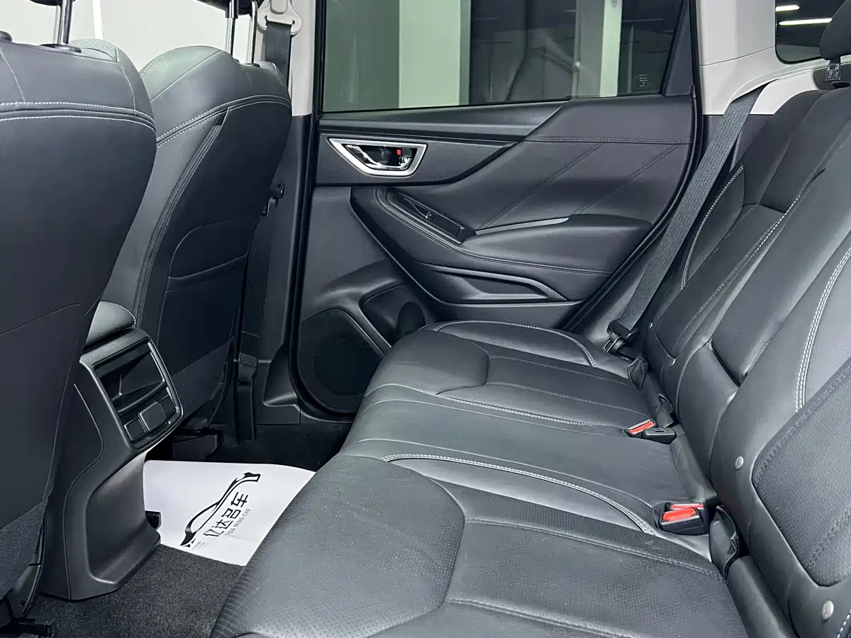 Subaru Forester 2020 2.0i Luxury Edition фото 22