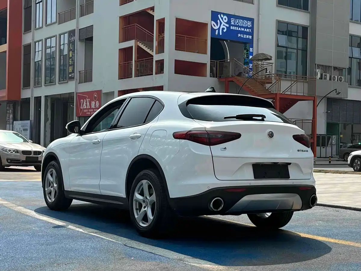 ALFA ROMEO STELVIO