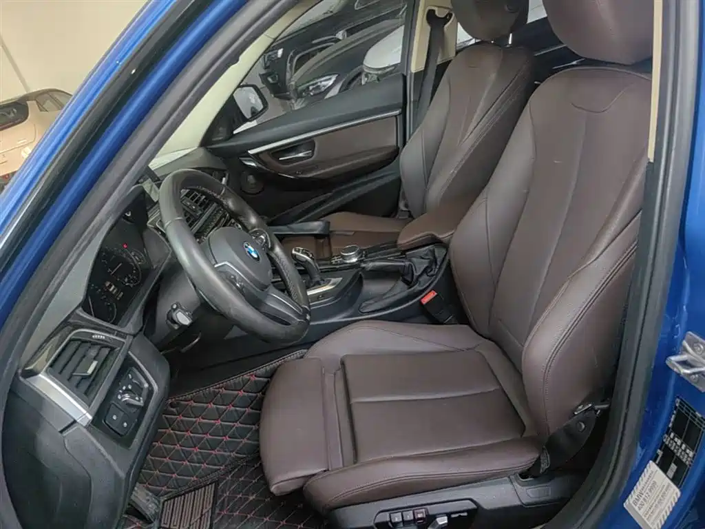 BMW 3 Series 2018 320Li M Sport Black Night Edition фото 15