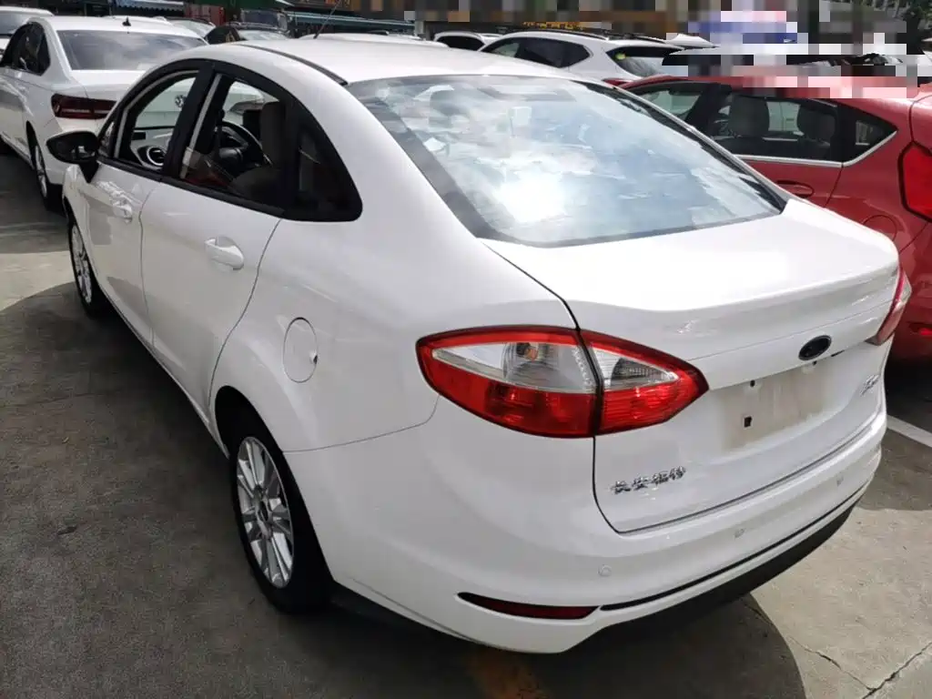 Ford Fiesta 2015 2013 Sedan 1.5L Automatic Fashion
