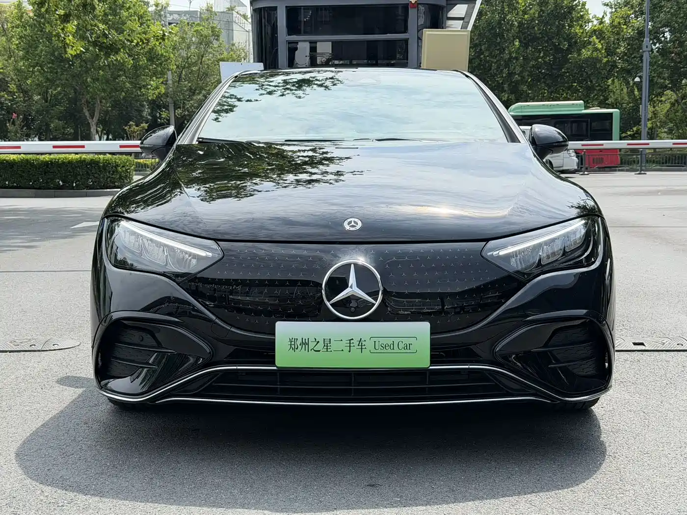 Mercedes-Benz EQE 2025 2025 Model 500 4MATIC Luxury Edition
