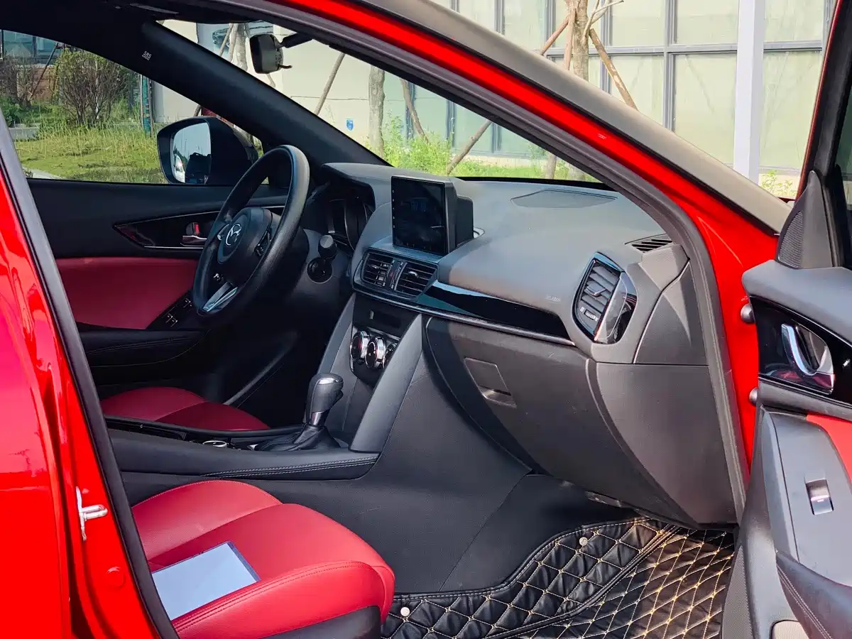 Photo 28 - Mazda CX-4