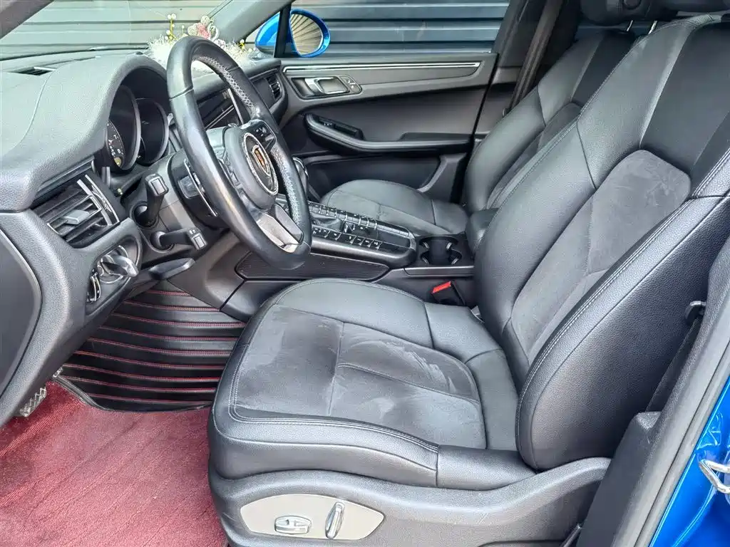 Porsche Macan 2018 Macan 2.0T фото 8
