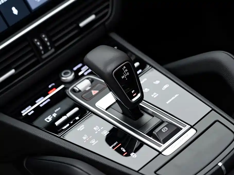 Porsche Cayenne 2019 Cayenne 3.0T фото 16