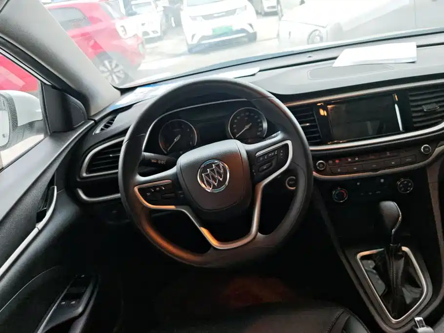 Фото 15 - Buick Excelle