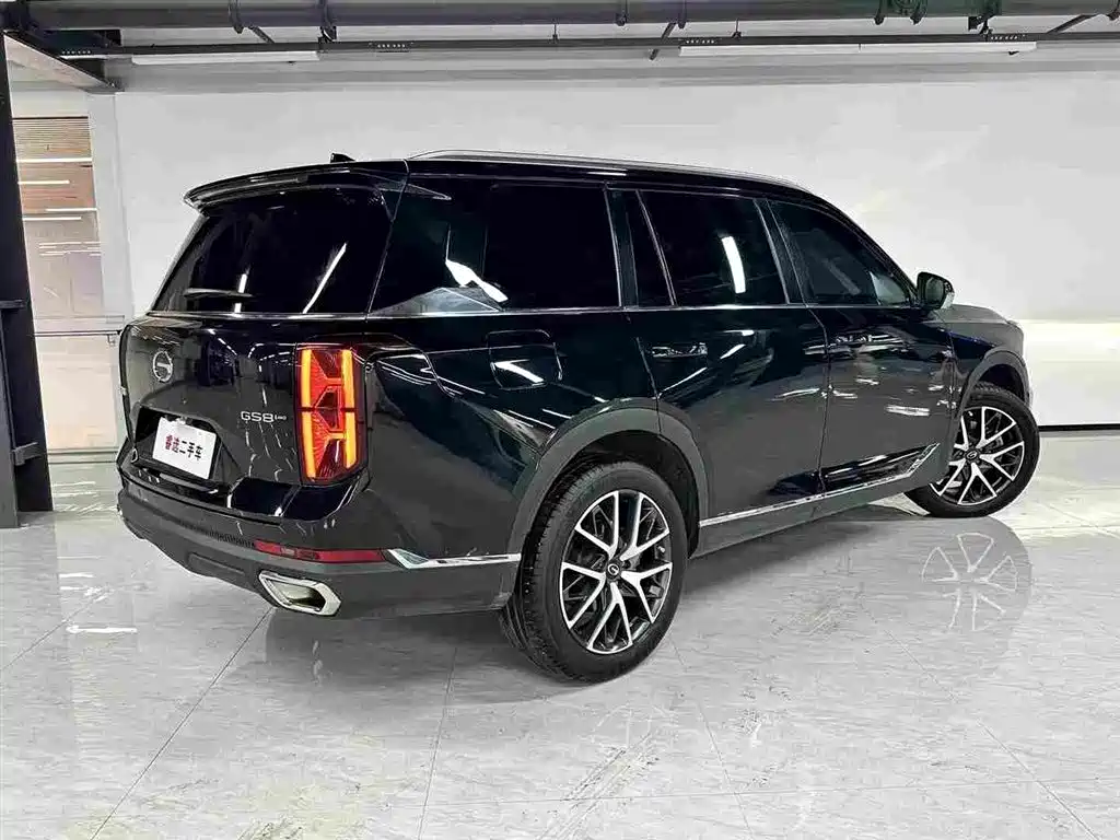 GAC Trumpchi Trumpchi GS8 2024 2024 Navigator Series 2.0TGDI 4WD Luxury Smart Connect Edition