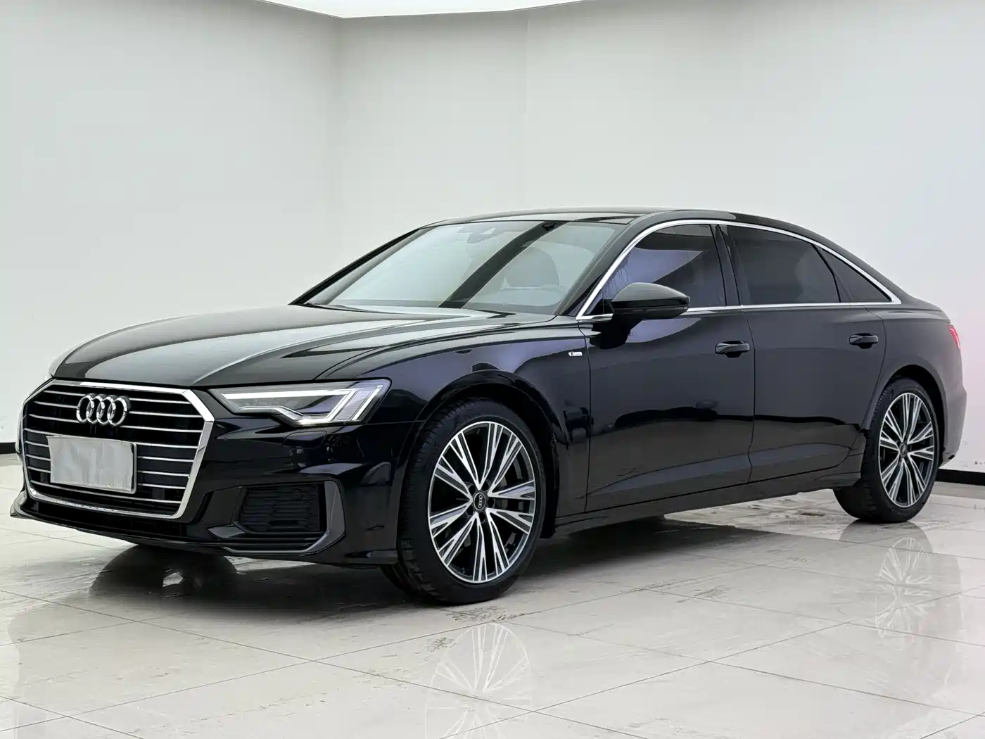 Audi A6L 2022 40 TFSI Luxury Dynamic