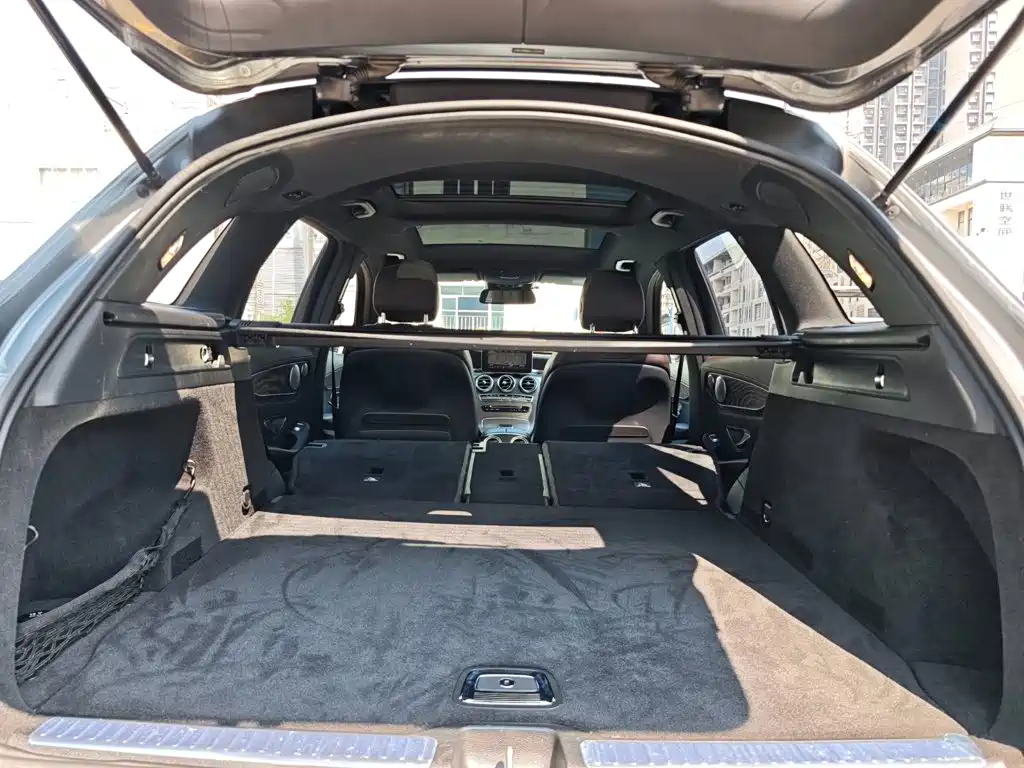 Фото 28 - Mercedes-Benz GLC