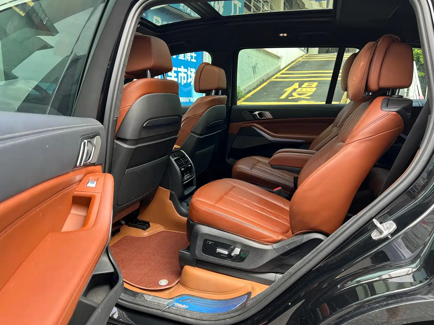 BMW X7 2023 2022 xDrive40i Premium Luxury Package
