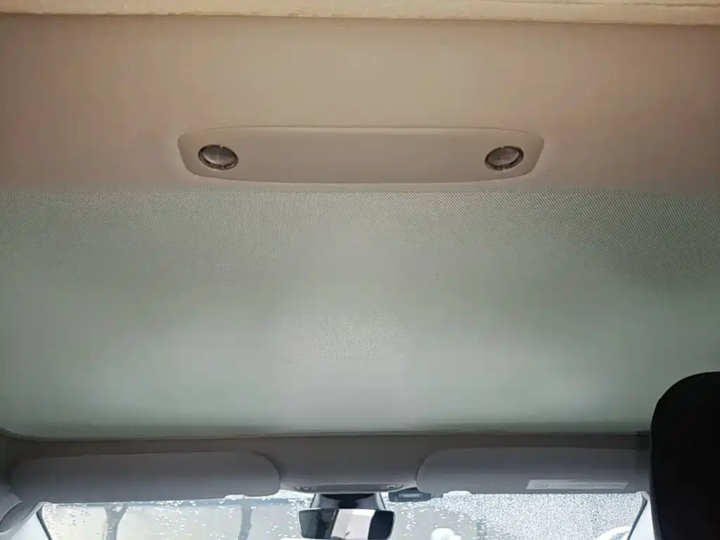 Фото 18 - Tesla Model 3