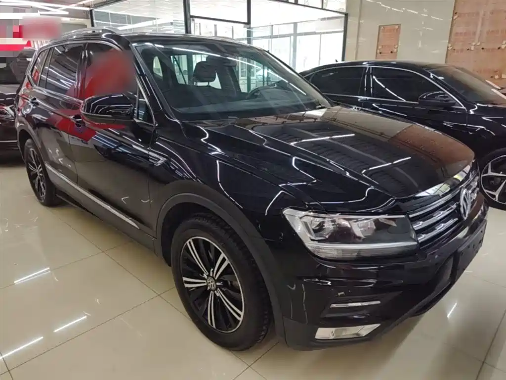 Volkswagen Tiguan L 2020 330TSI Auto 2WD Panorama Comfort China VI фото 4