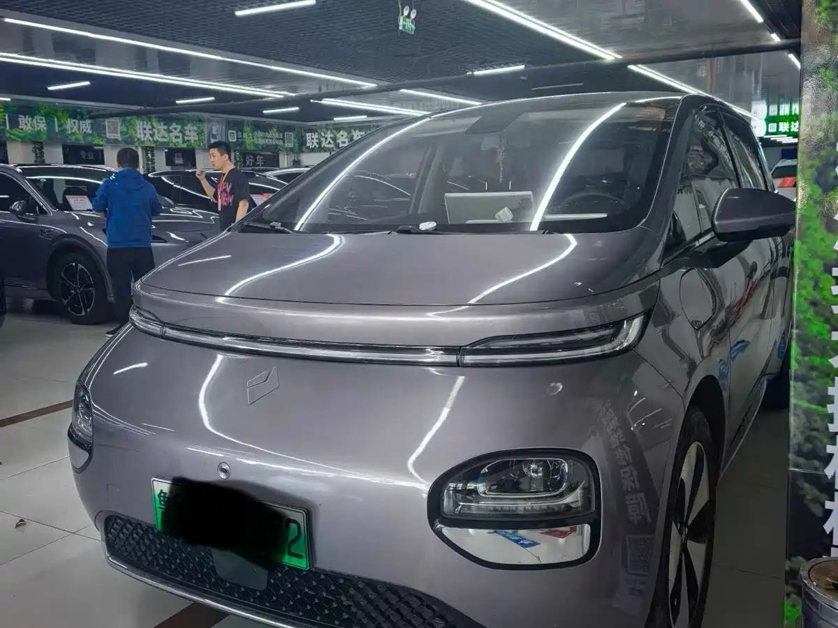Фото 1 - Baojun Cloud