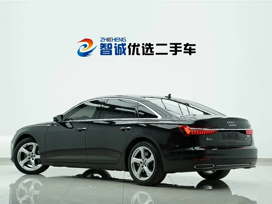 Audi A6L 2019 45 TFSI quattro Exclusive Elegance фото 31