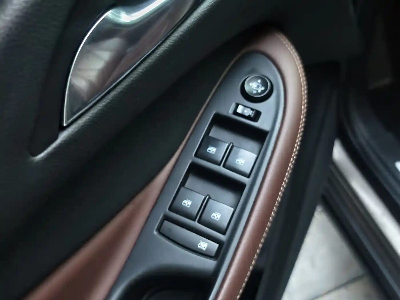 Buick Envision Plus 2018 28T 4WD Elite фото 11