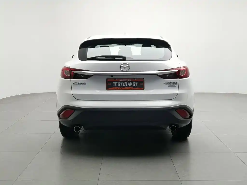 Фото 4 - Mazda CX-4