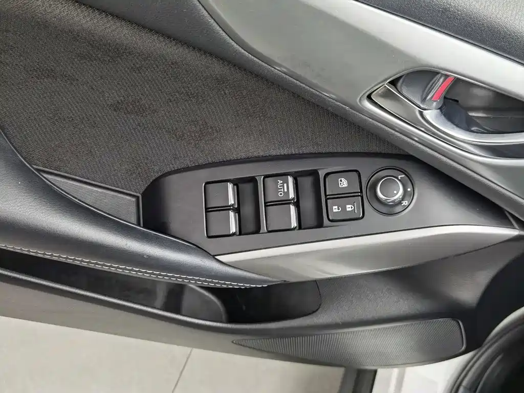 Фото 9 - Mazda CX-4
