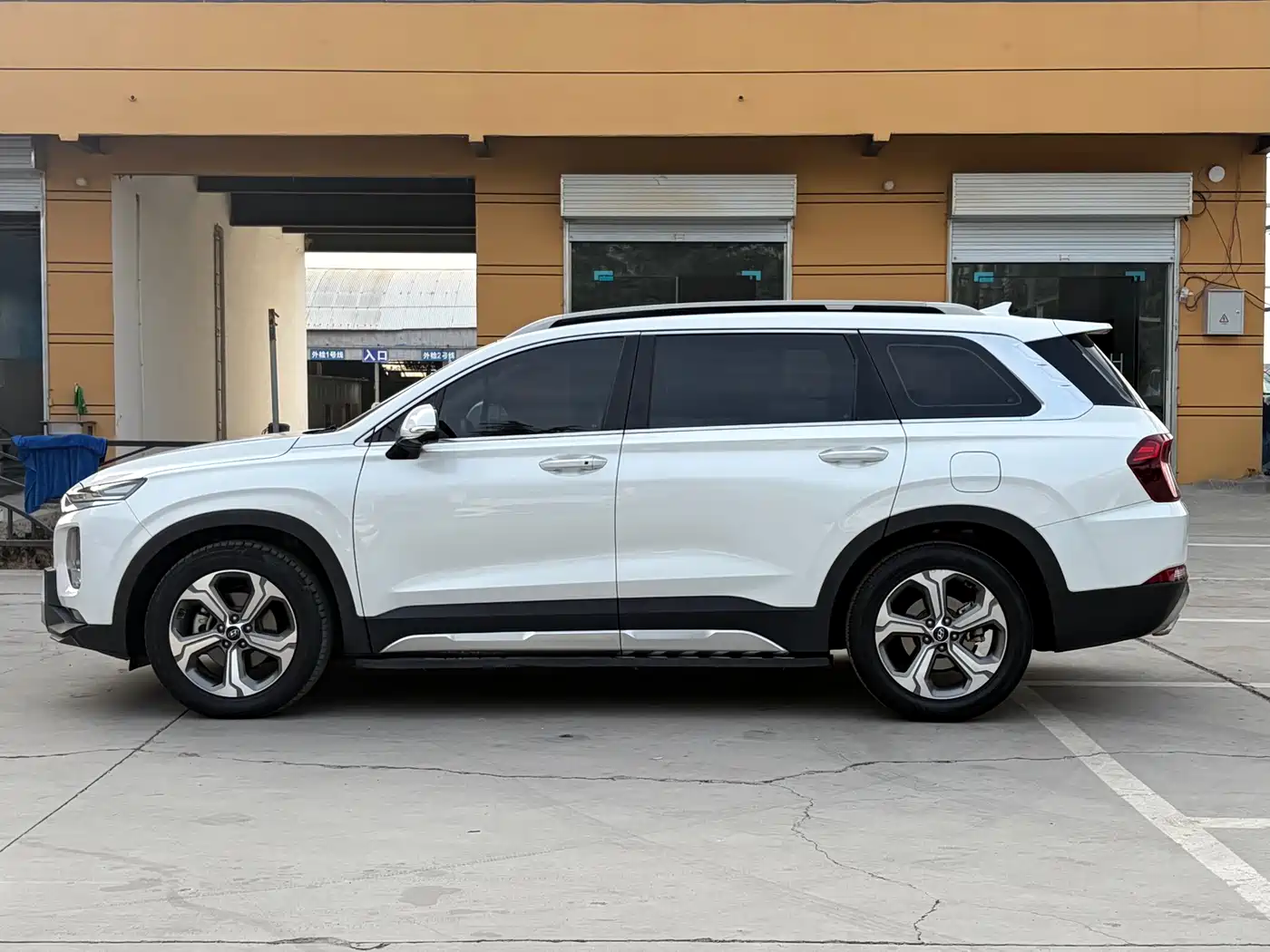 Hyundai Santa Fe 2019 Model 380 TGDi DLX Automatic 2WD Premium Smart Version PLUS China V фото 18