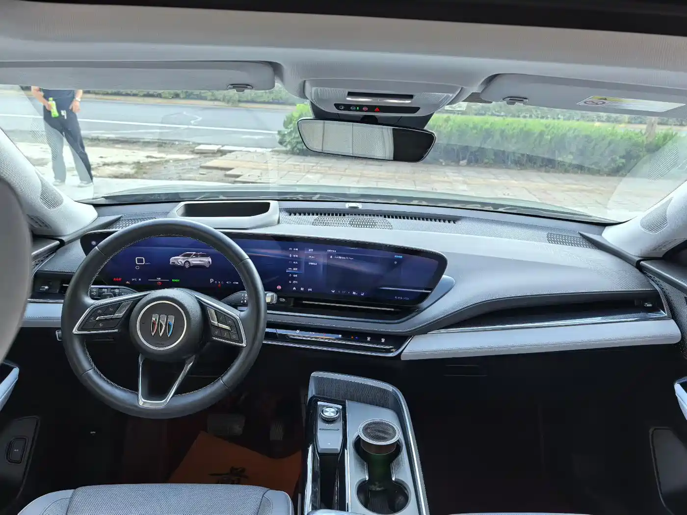 Buick E5 2023 Premium Standard Range Edition фото 6