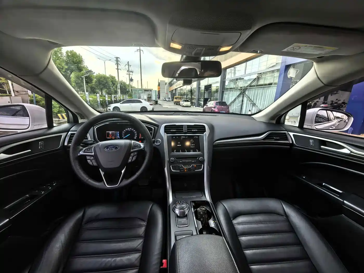 Фото 9 - Ford Mondeo