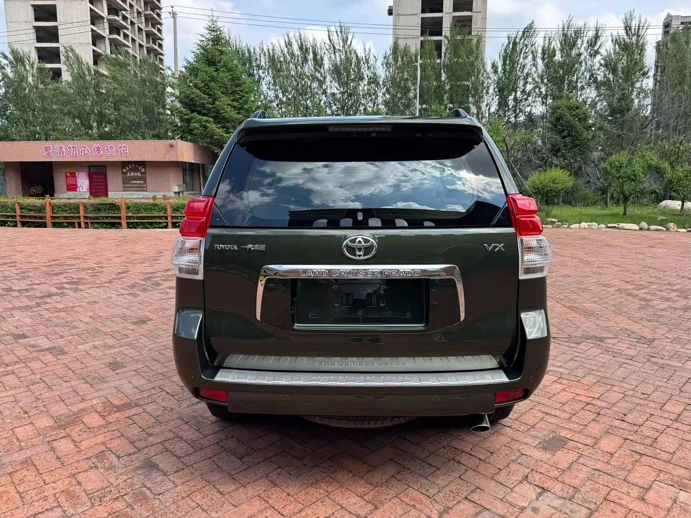 Toyota Prado 2010 4.0L Automatic VX NAVI фото 9