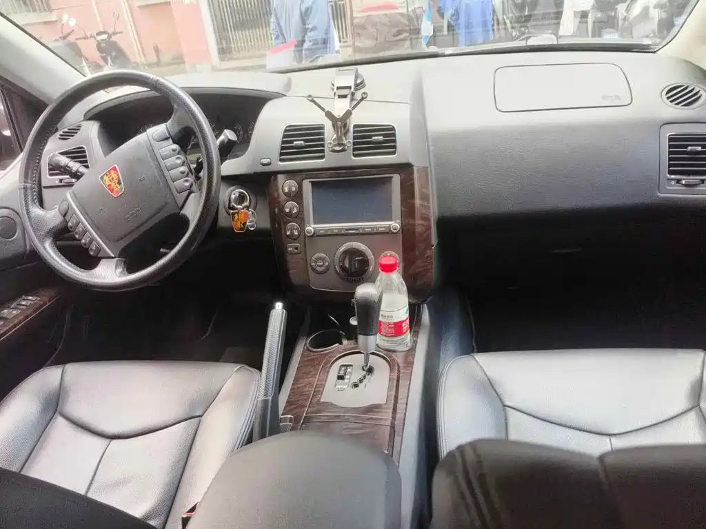 Photo 11 - Roewe W5