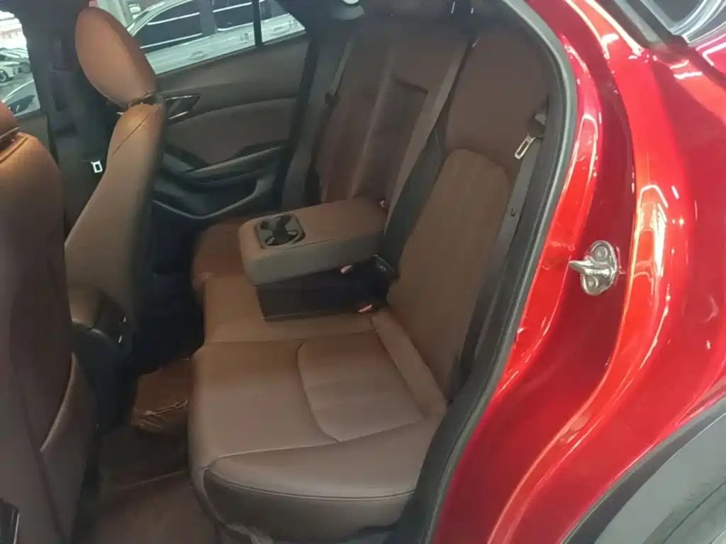 Photo 17 - Mazda CX-4