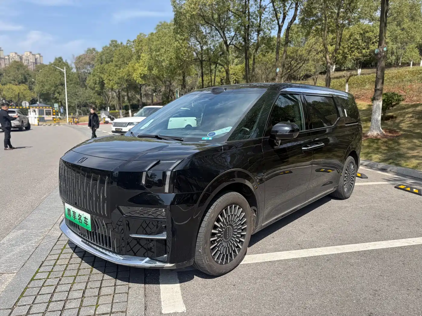 ZEEKR EXTREME KRYPTON 009