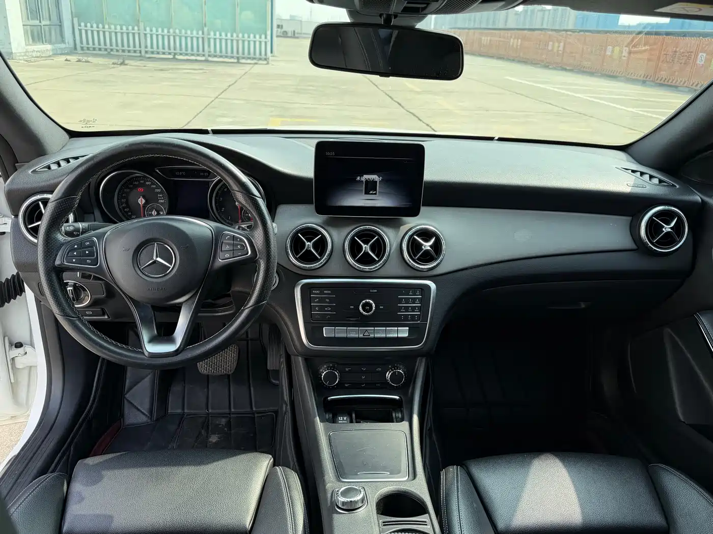 Mercedes-Benz CLA (Import) 2018 CLA 200 Fashion Edition фото 11