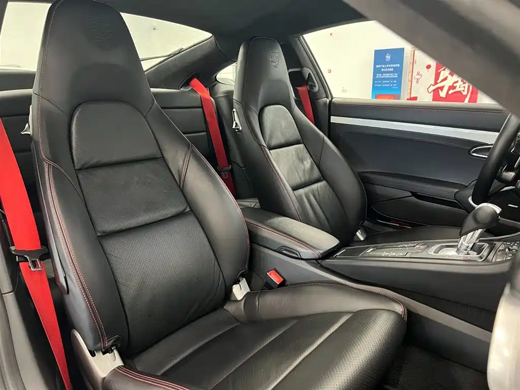 Photo 15 - Porsche 911