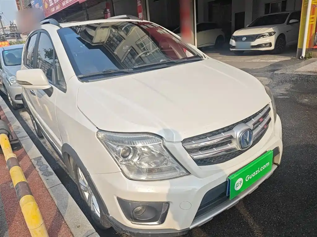 Changan CX20 2016 2014 1.4L IMT Sunroof Navigation Edition (China V)