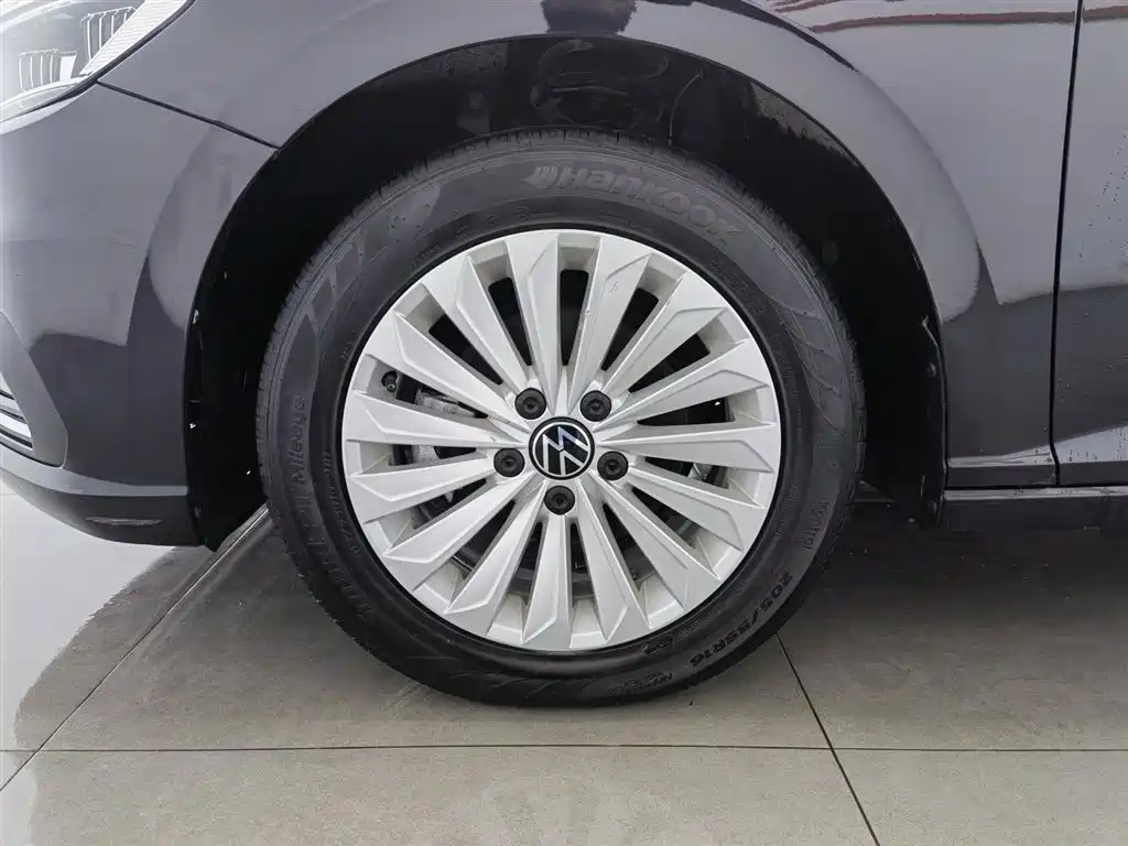 Volkswagen Lavida 2021 1.5L Auto Comfort Edition фото 17