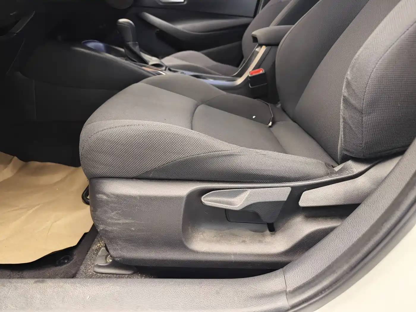 Toyota Levin 2022 TNGA 1.5L CVT Progressive Edition фото 11
