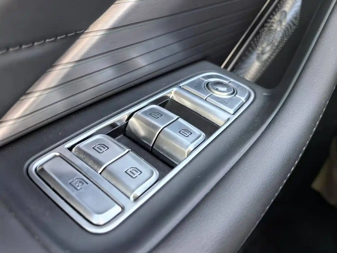 Hongqi HONGQI HS7 PHEV