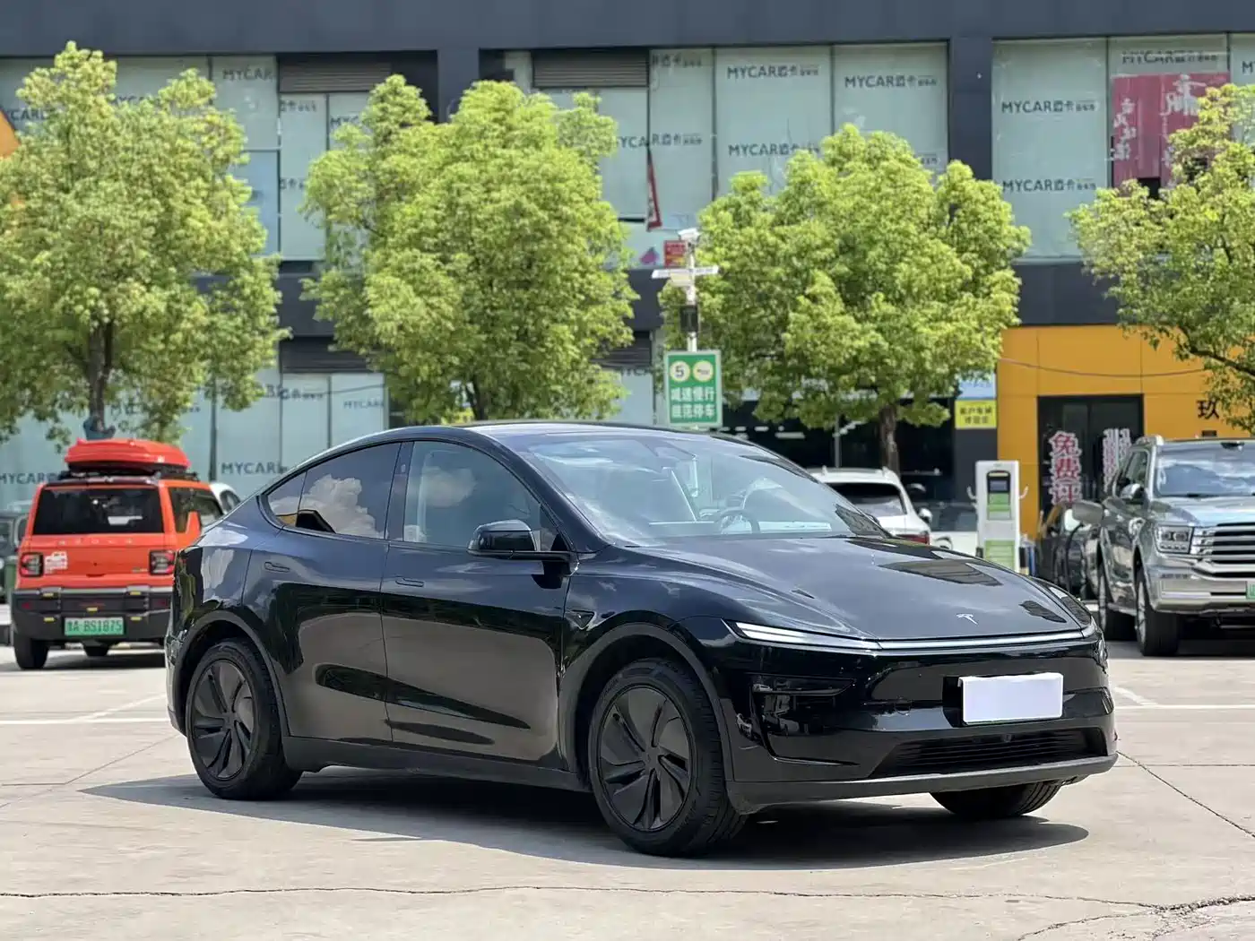 Фото 3 - Tesla Model Y