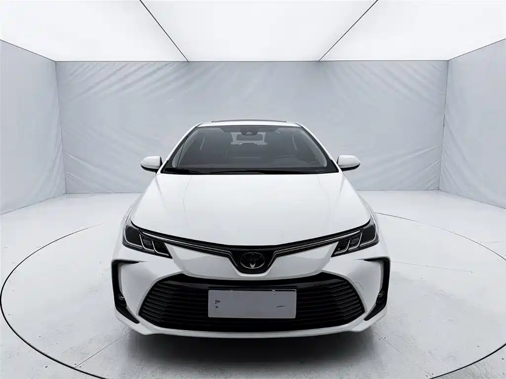 Toyota Corolla 2021 1.2T S-CVT Elite PLUS Edition фото 2