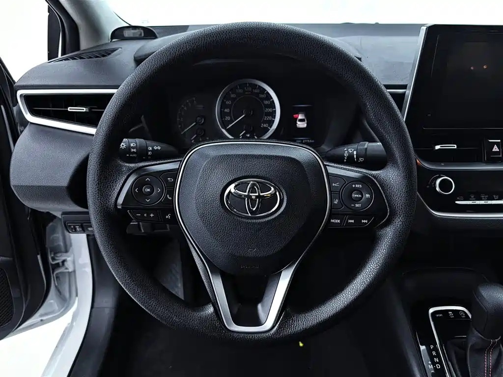 Toyota Corolla 2021 1.2T S-CVT Elite PLUS Edition фото 16