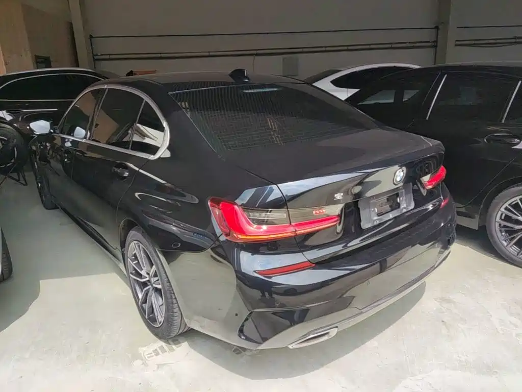 Фото 5 - BMW 3 Series