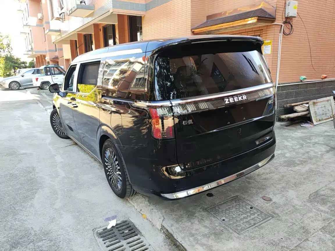 ZEEKR EXTREME KRYPTON 009