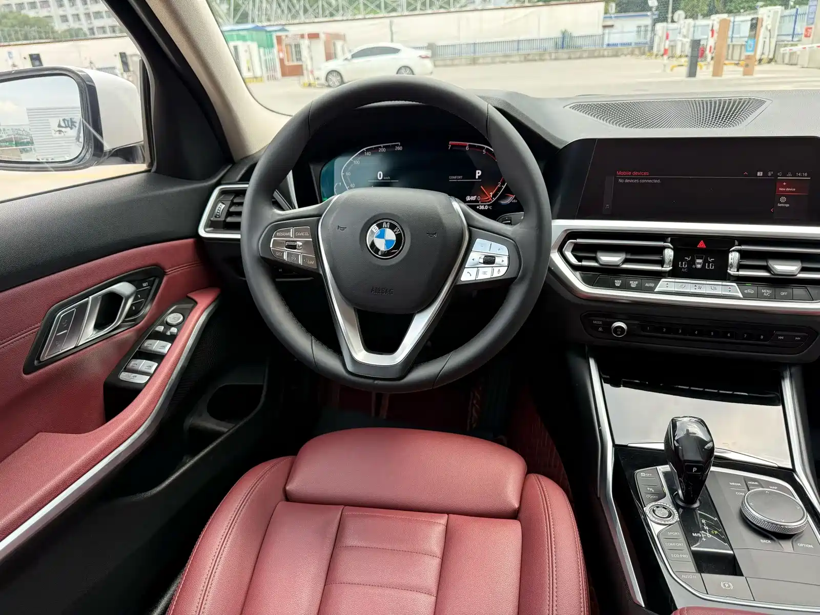 Photo 6 - BMW 3 Series