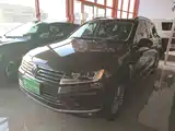 Фото 2 - Volkswagen Touareg