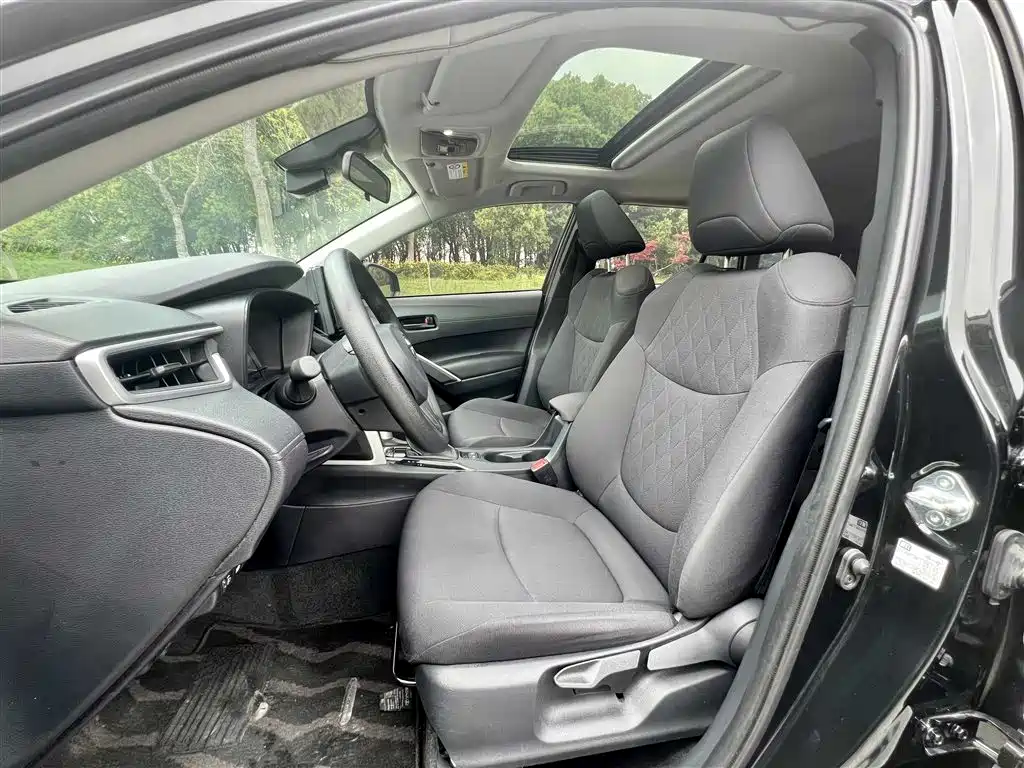 Toyota Corolla Cross 2022 2.0L Elite Edition фото 9