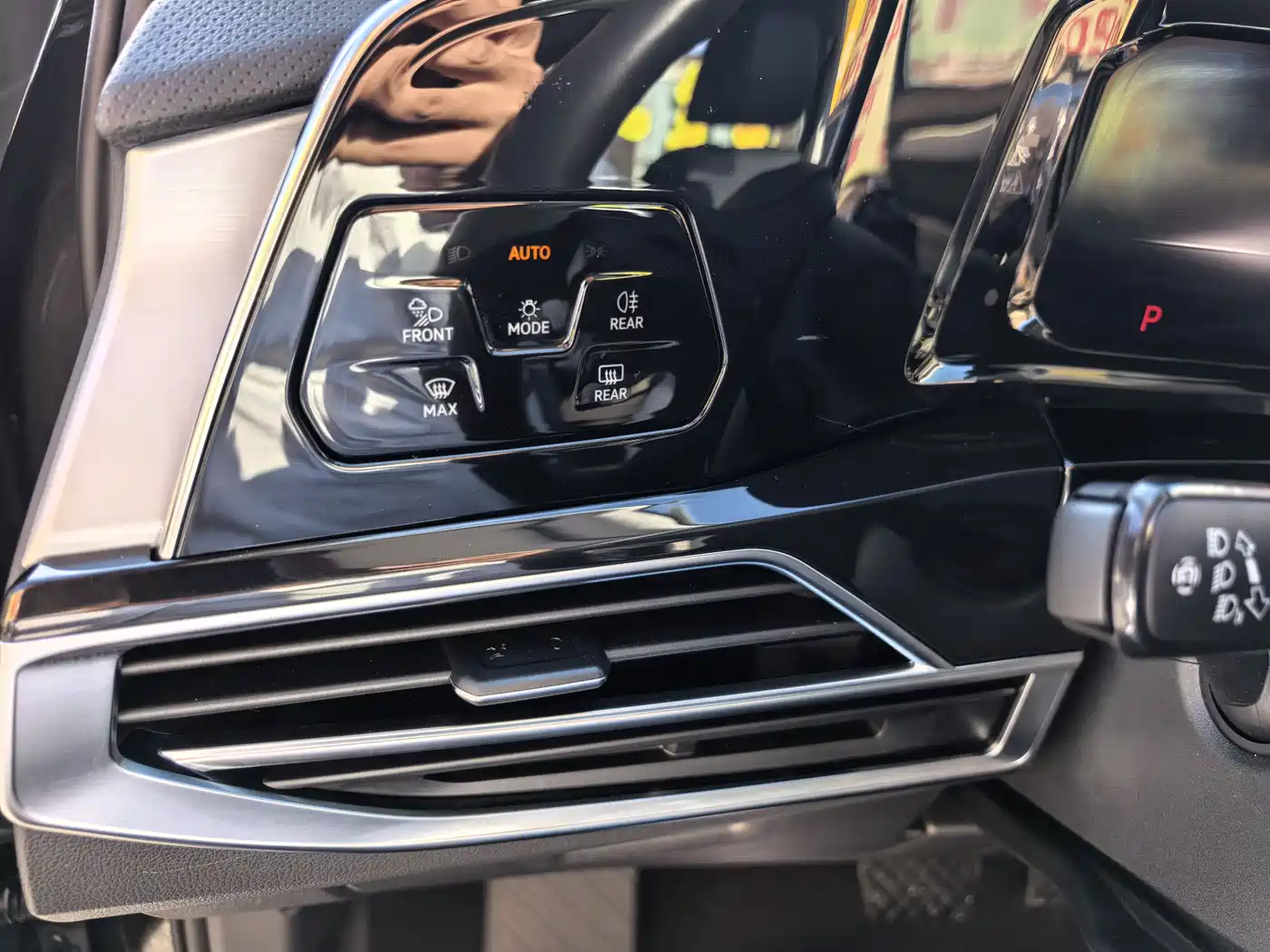 Volkswagen Talagon 2022 380TSI 4WD R-Line Explorer Edition 6-seater фото 9