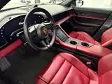 صورة 6 - Porsche Taycan
